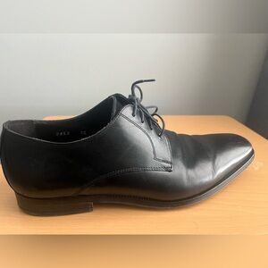 EUC Leather Men's Shoes To Boot New York Black Oxfords Men's Size 9.5 Cap Toe